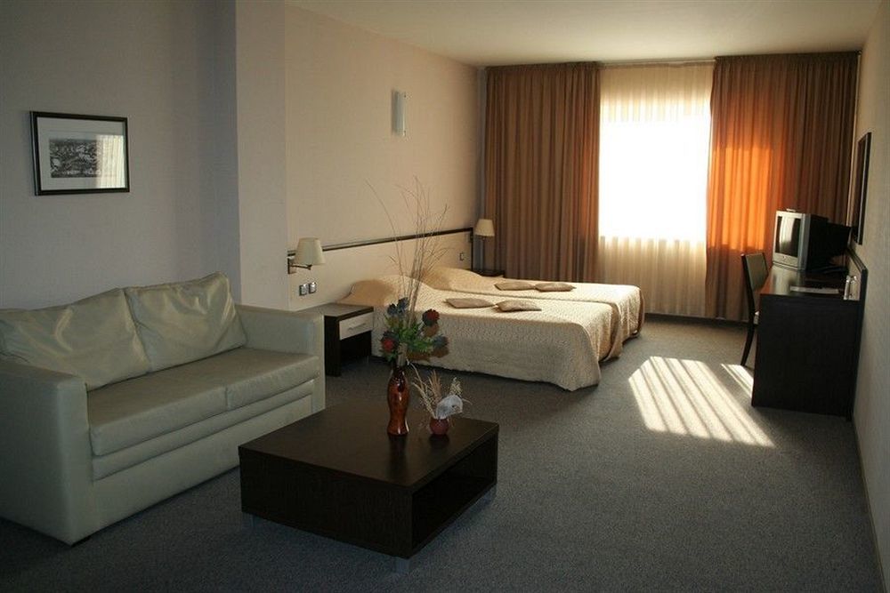 Kendros Hotel Plovdiv Exterior photo